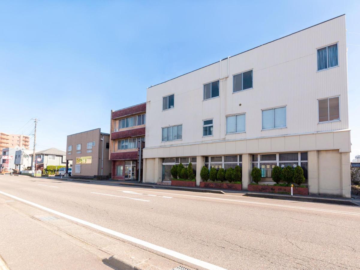 Tabist Business Hotel Chitose Кашивазаки Екстериор снимка